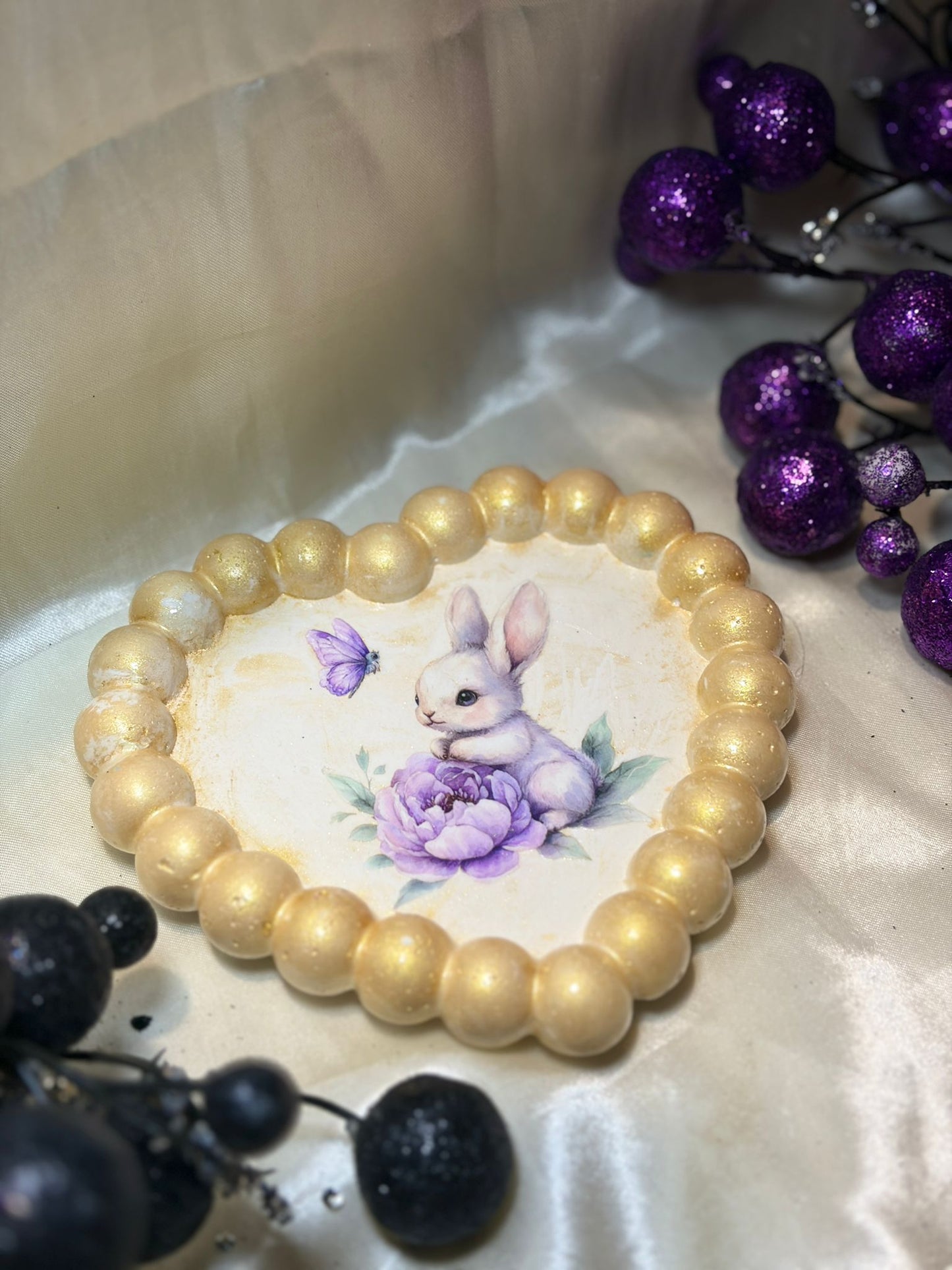Easter Heart Tray – Gold Beaded