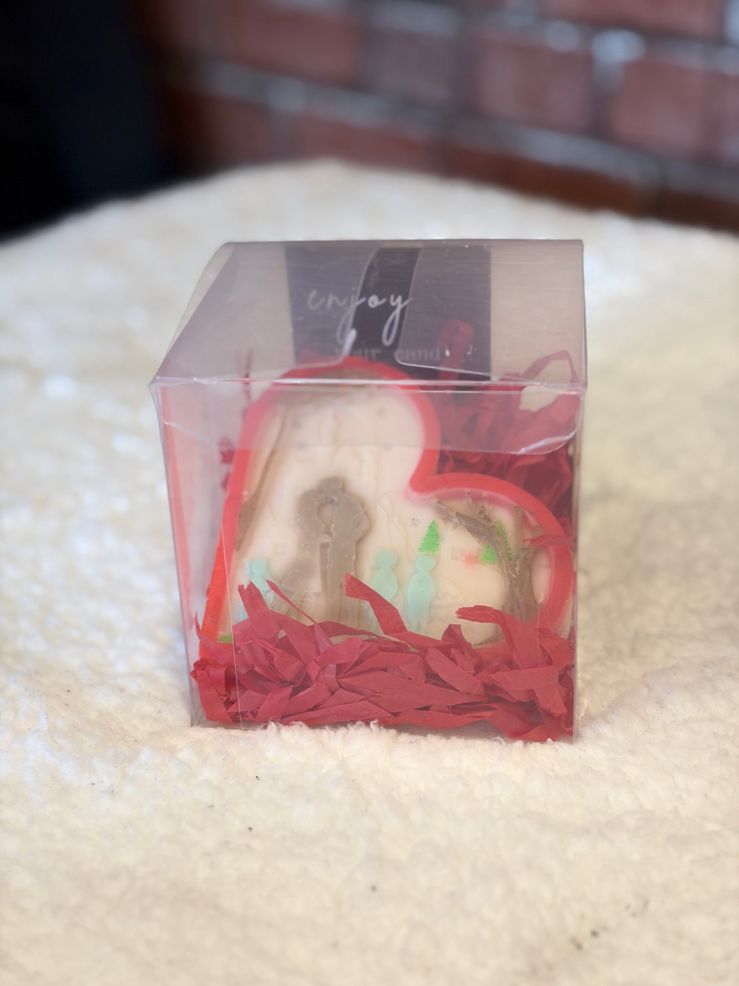 Family Scene Heart Candle
