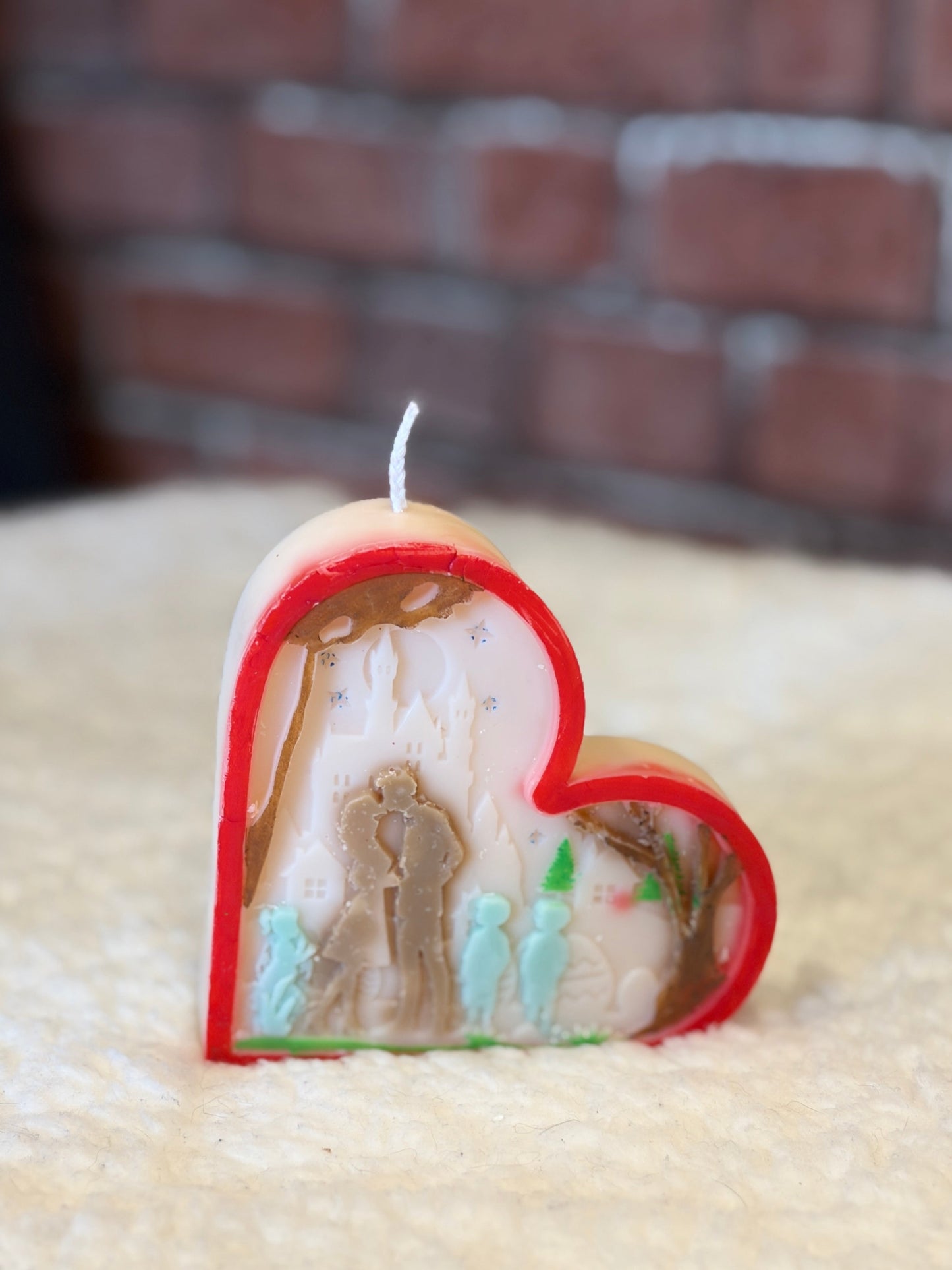 Family Scene Heart Candle