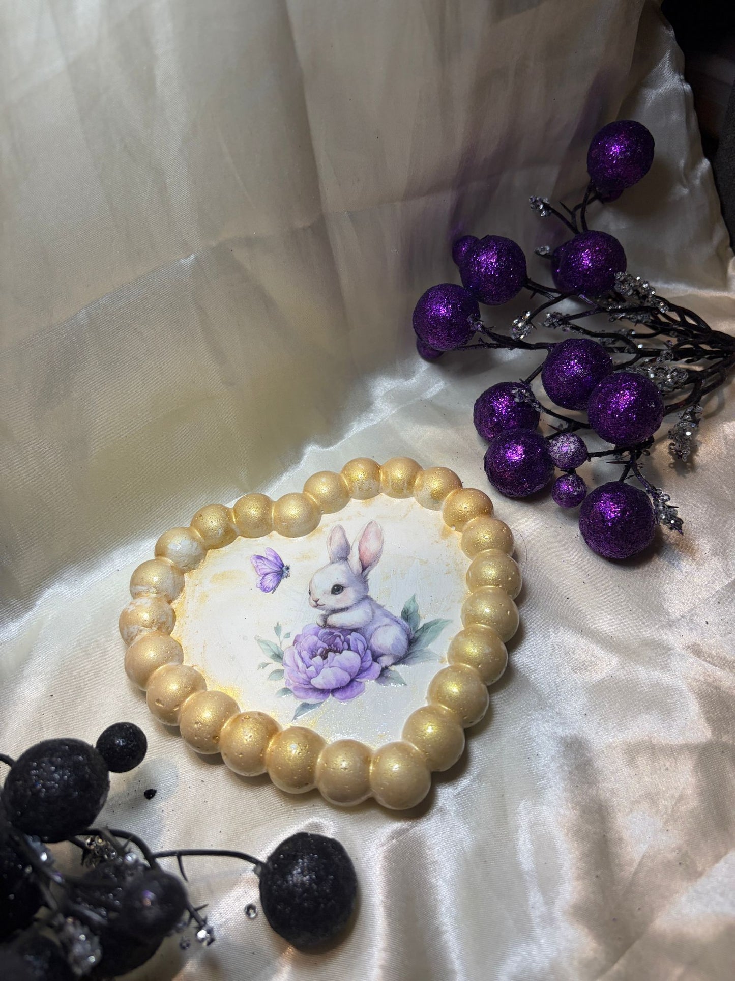 Easter Heart Tray – Gold Beaded